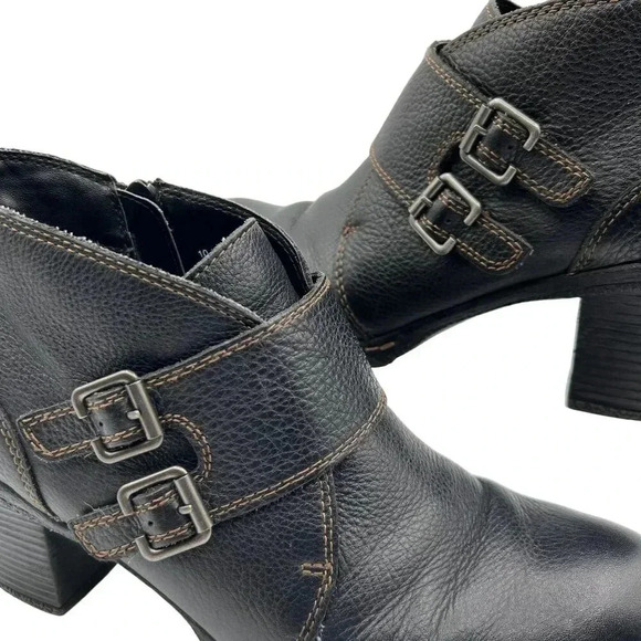 BOC Born Concept Womens10 Brown Pebbled Leather Double Buckle Heeled Zip Bootie - Picture 4 of 16